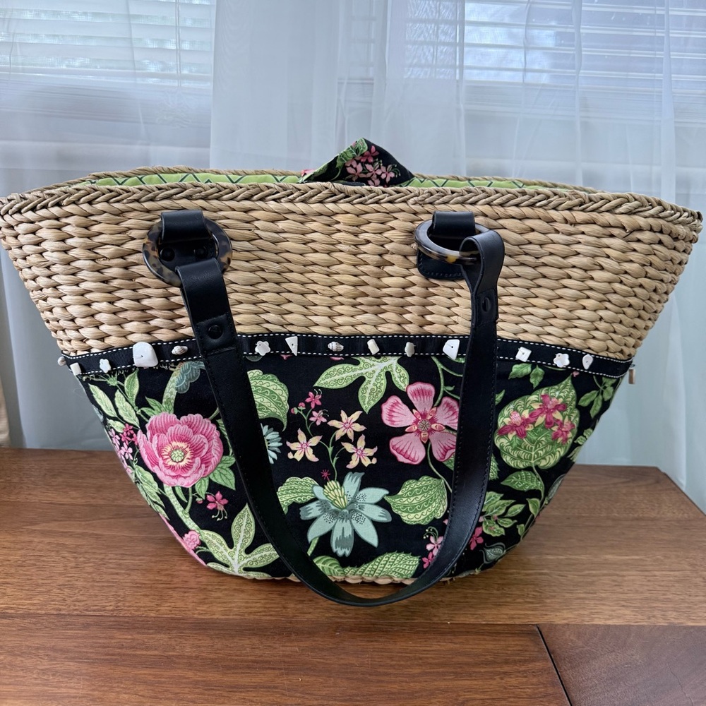 Vera Bradley Natural Woven Straw Beach Tote Sea Shell Trim Botanical Print